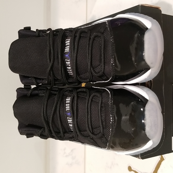 New With Box Jordan Space Jam 11 GS 5.5 youth boys concord black and white - Picture 3 of 9